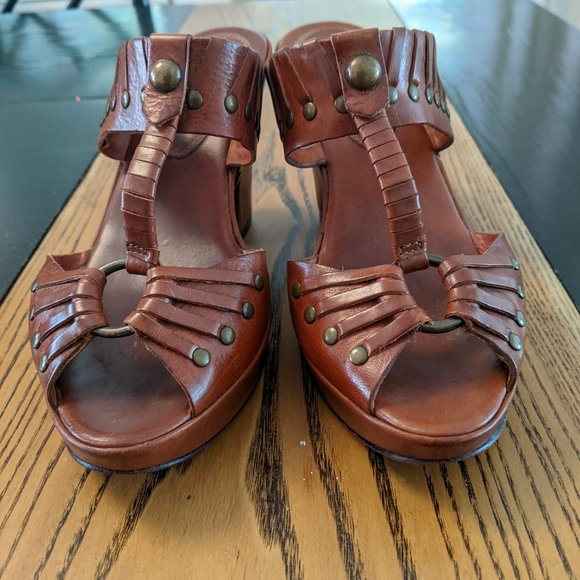 Frye Leather Wedge Slides in Brown - Picture 3 of 10